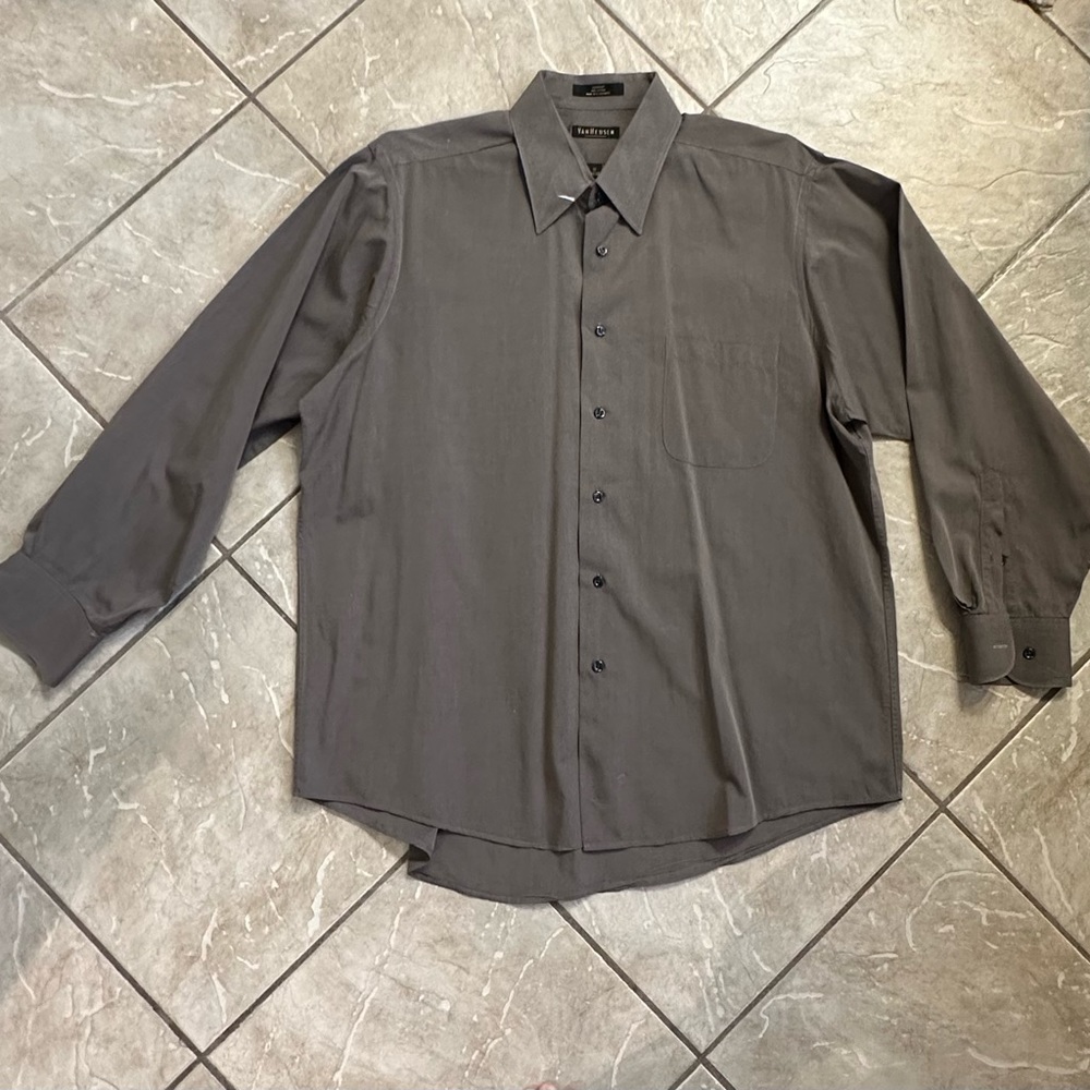 Van Heusen Botton Down Shirt
